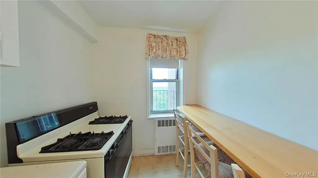 5645 Netherland Avenue Bronx NY 10471