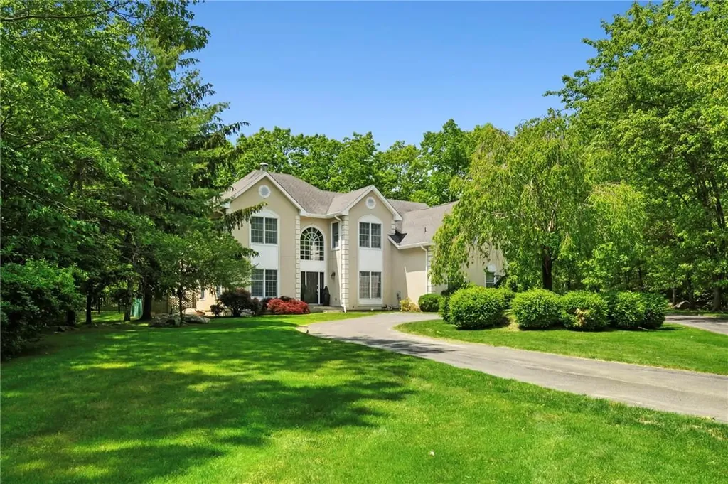 3 Split Rock Road Pound Ridge NY 10576