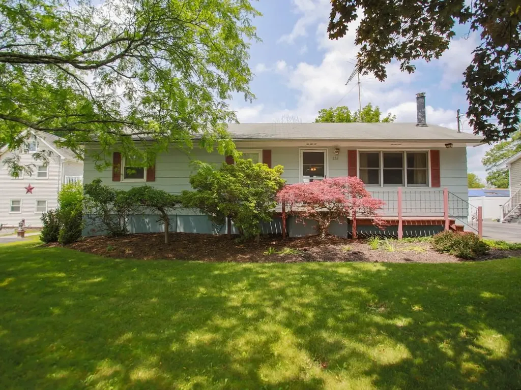 232 Commonwealth Avenue Middletown NY 10940