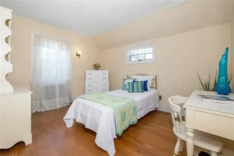 69 Alexander Avenue White Plains NY 10606