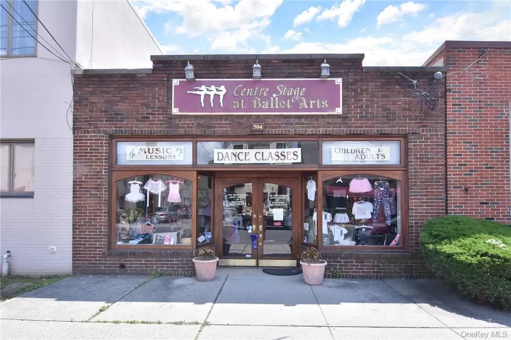 504 Fifth Avenue Pelham NY 10803