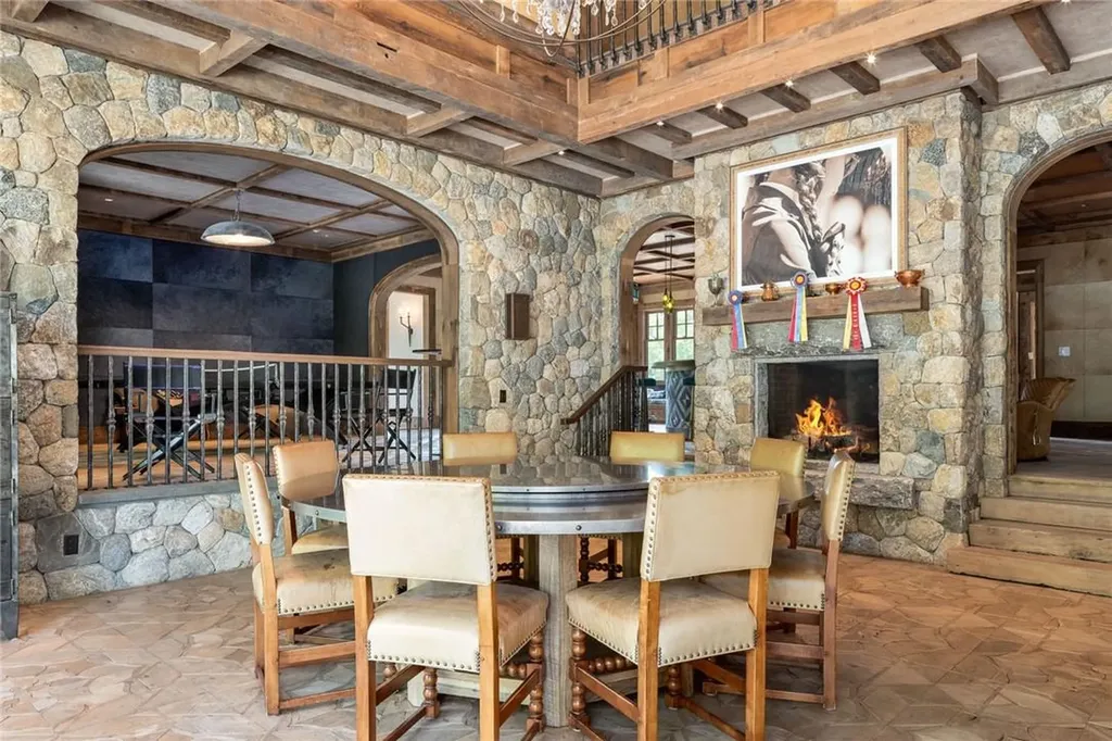 38, 48, 58 Quaker Lane Greenwich CT 06831