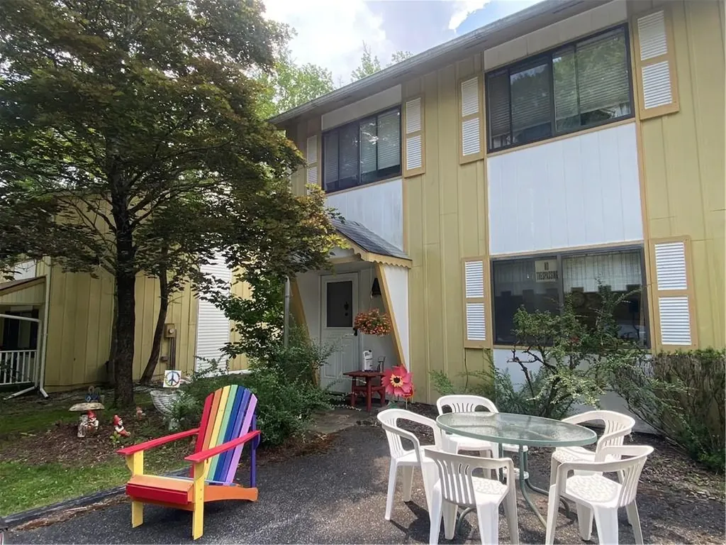 48 Robert Road Kiamesha Lake NY 12751