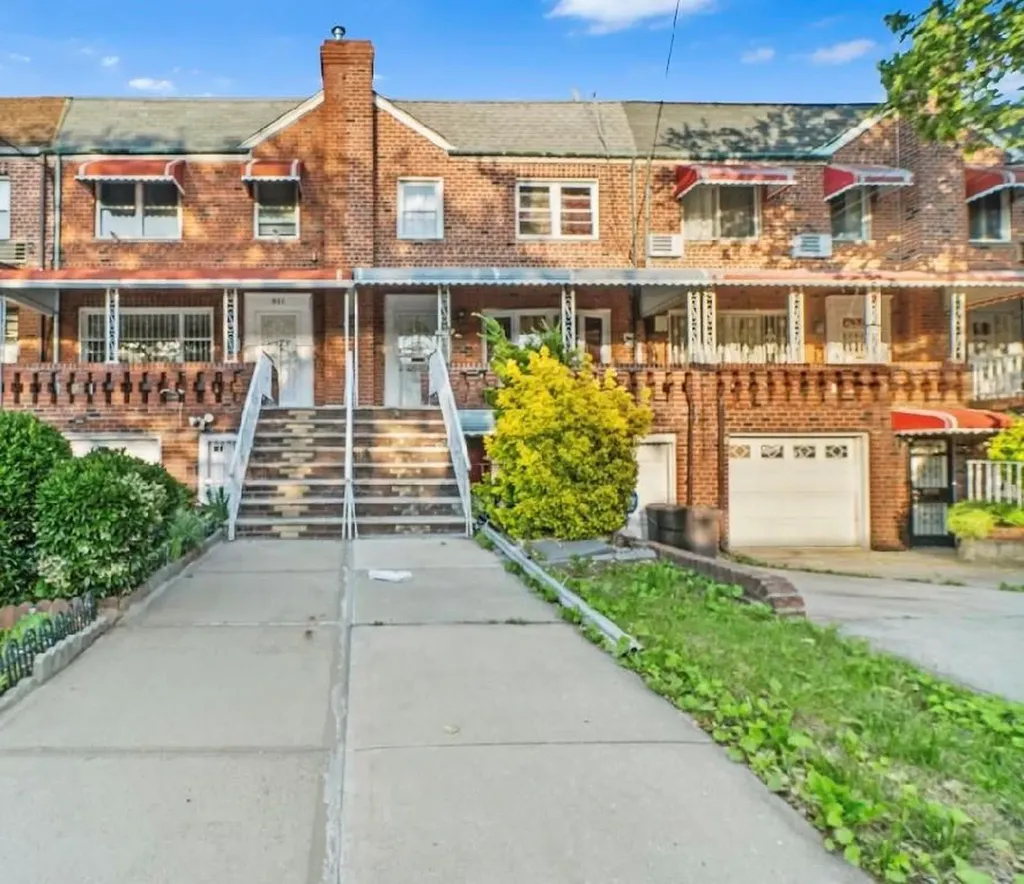 953 E 53rd Street Brooklyn NY 11234