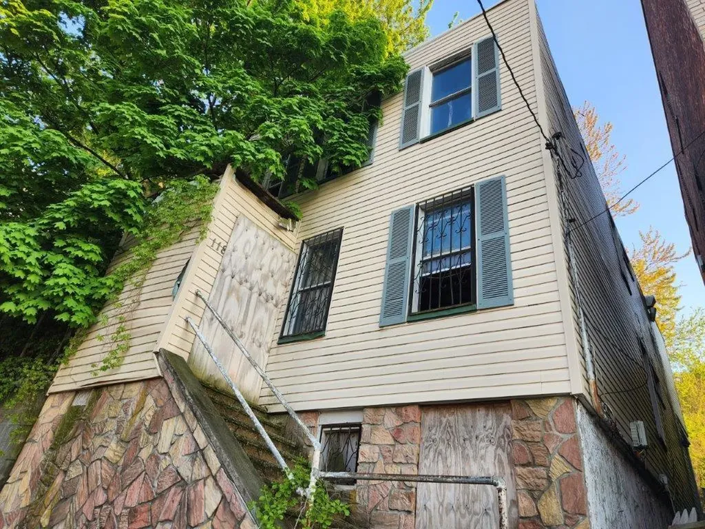 118 Maple Street Yonkers NY 10701