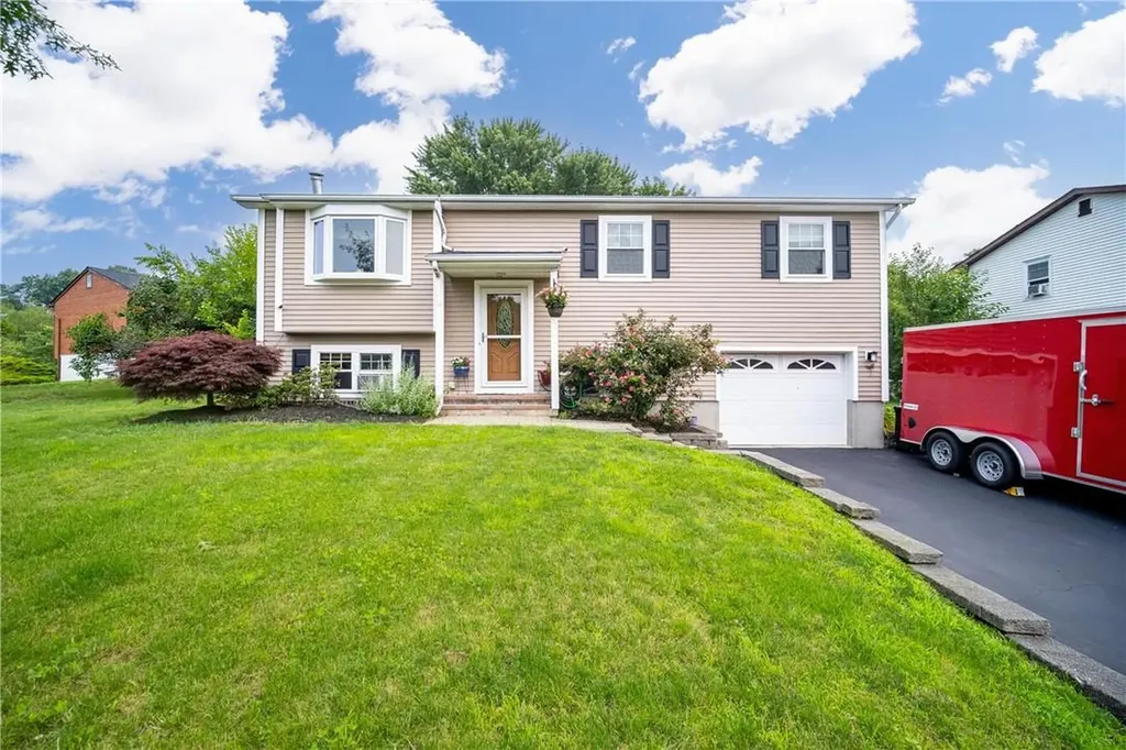 7 Buttermilk Drive New Windsor NY 12553