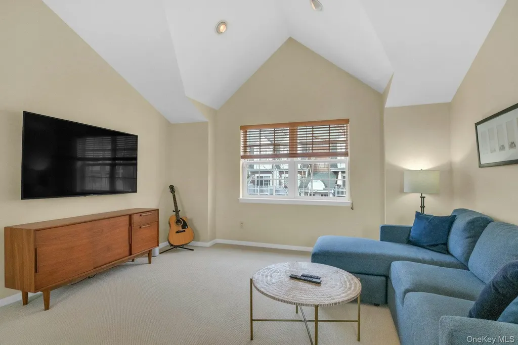 7 Deer Tree Lane Briarcliff Manor NY 10510