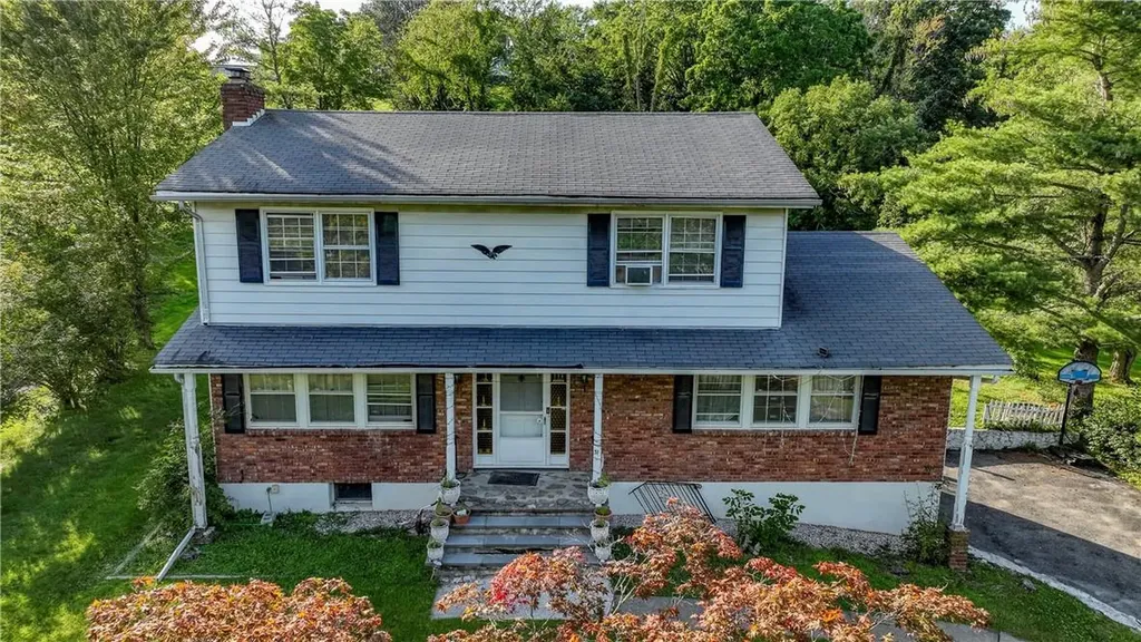 31 Salem Road Fishkill NY 12524