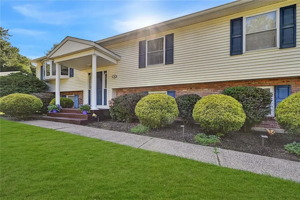 19 Cragmere Road Suffern NY 10901