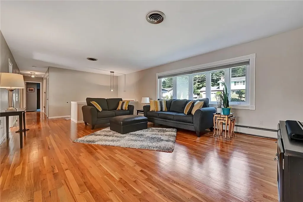 19 Cragmere Road Suffern NY 10901