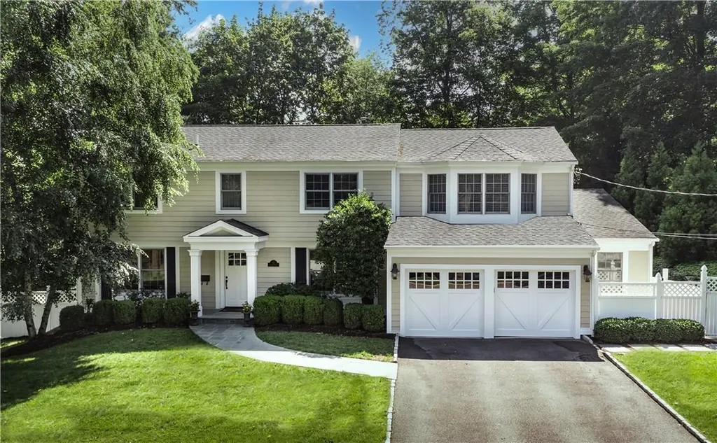 32 Stephens Drive Tarrytown NY 10591