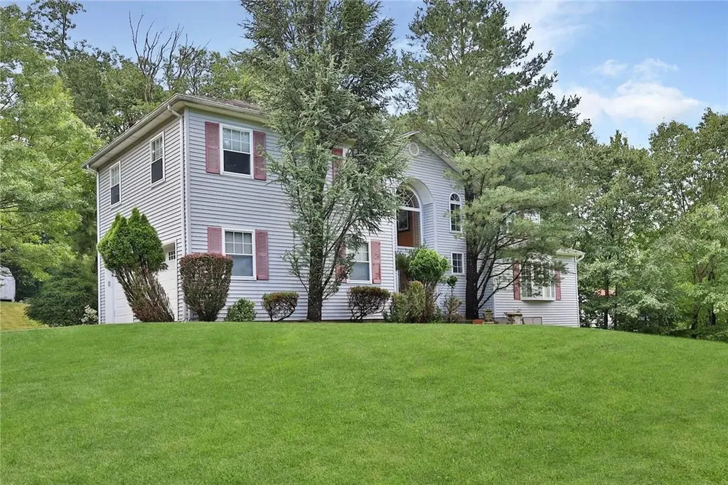 12 David Drive Spring Valley NY 10977