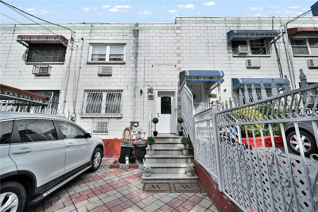1182 Fox Street Bronx NY 10459