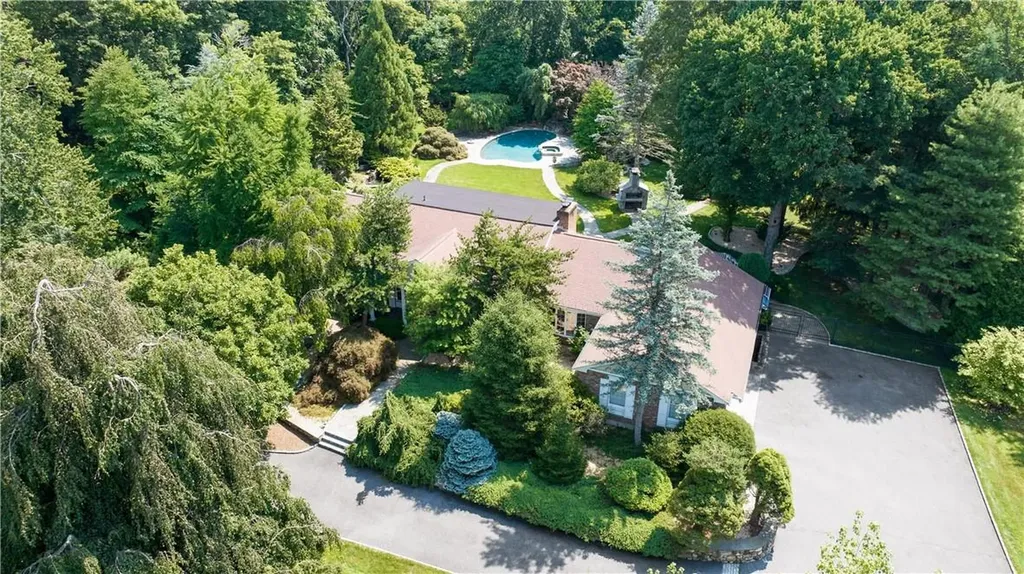 13 Louis Drive Katonah NY 10536