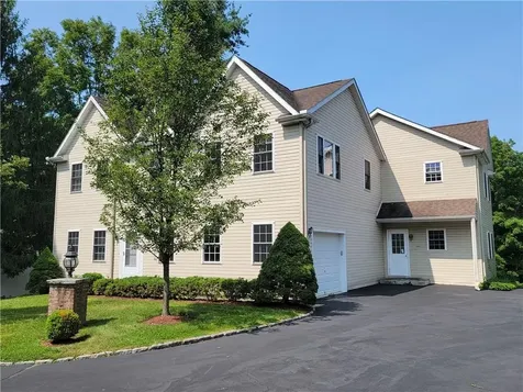 639 Quaker Road Chappaqua NY 10514