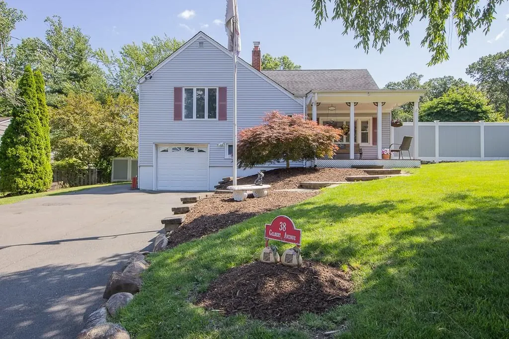 38 Gilbert Avenue Pearl River NY 10965