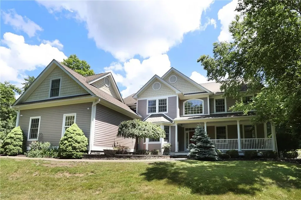94 Huyler Drive Hyde Park NY 12538