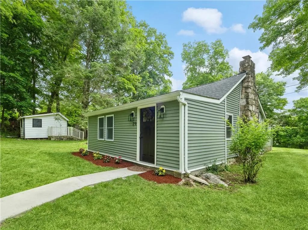 29 Jerome Drive Patterson NY 12563