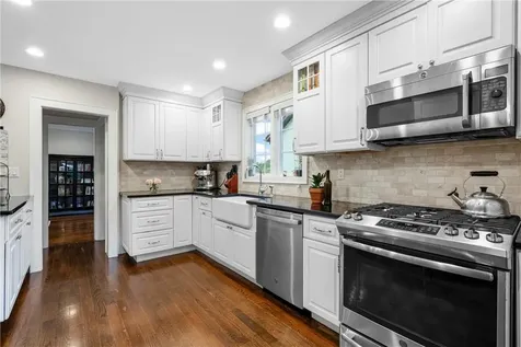 79 Lakeview Avenue Scarsdale NY 10583