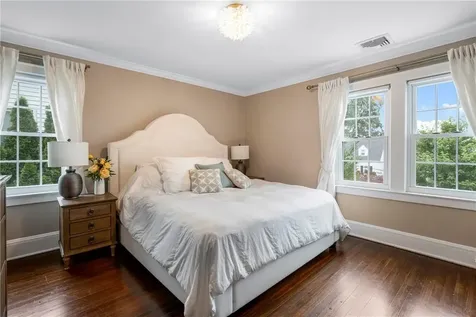 79 Lakeview Avenue Scarsdale NY 10583
