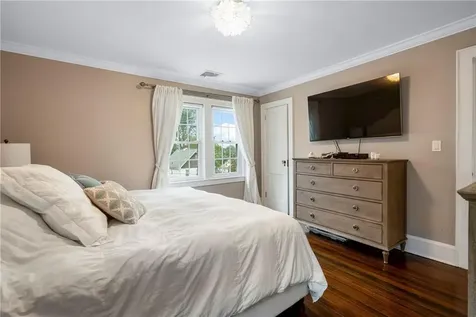 79 Lakeview Avenue Scarsdale NY 10583