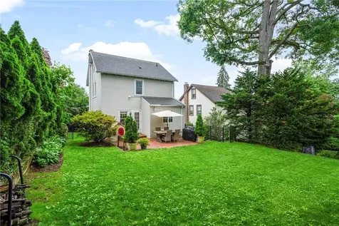 79 Lakeview Avenue Scarsdale NY 10583