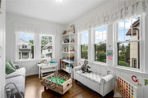 79 Lakeview Avenue Scarsdale NY 10583