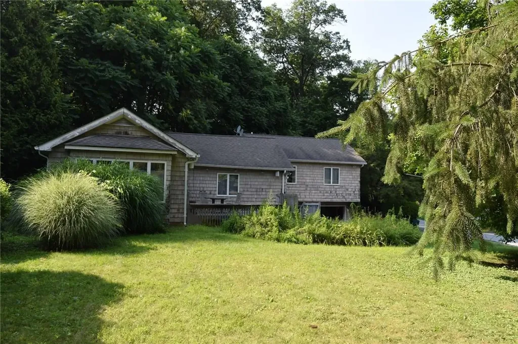 31 South Road Katonah NY 10536