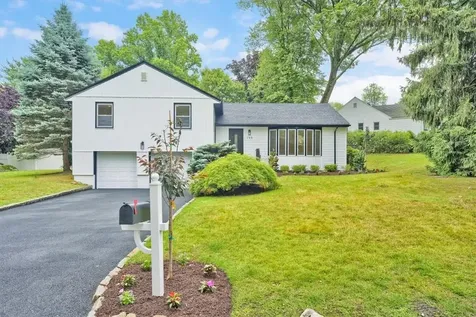 149 Hanson Lane New Rochelle NY 10804