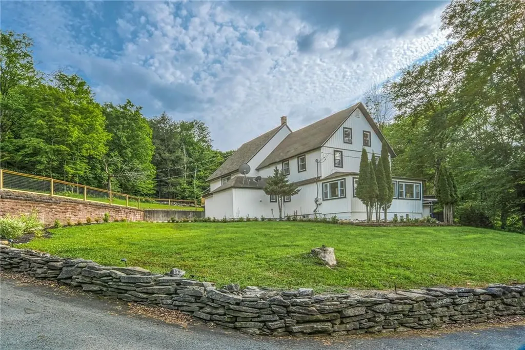 819 Gulf Road Roscoe NY 12776