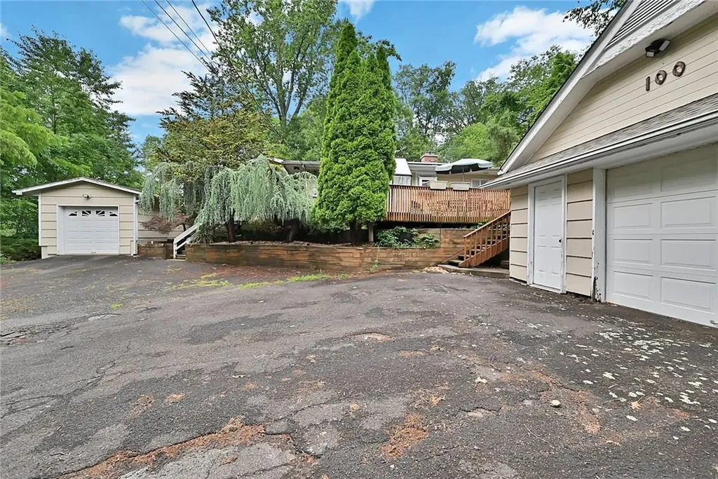 100 Hempstead Road Spring Valley NY 10977
