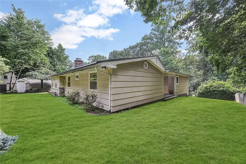 100 Hempstead Road Spring Valley NY 10977