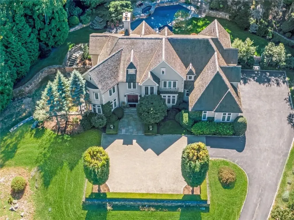 12 Pine Ridge Road Bedford NY 10506