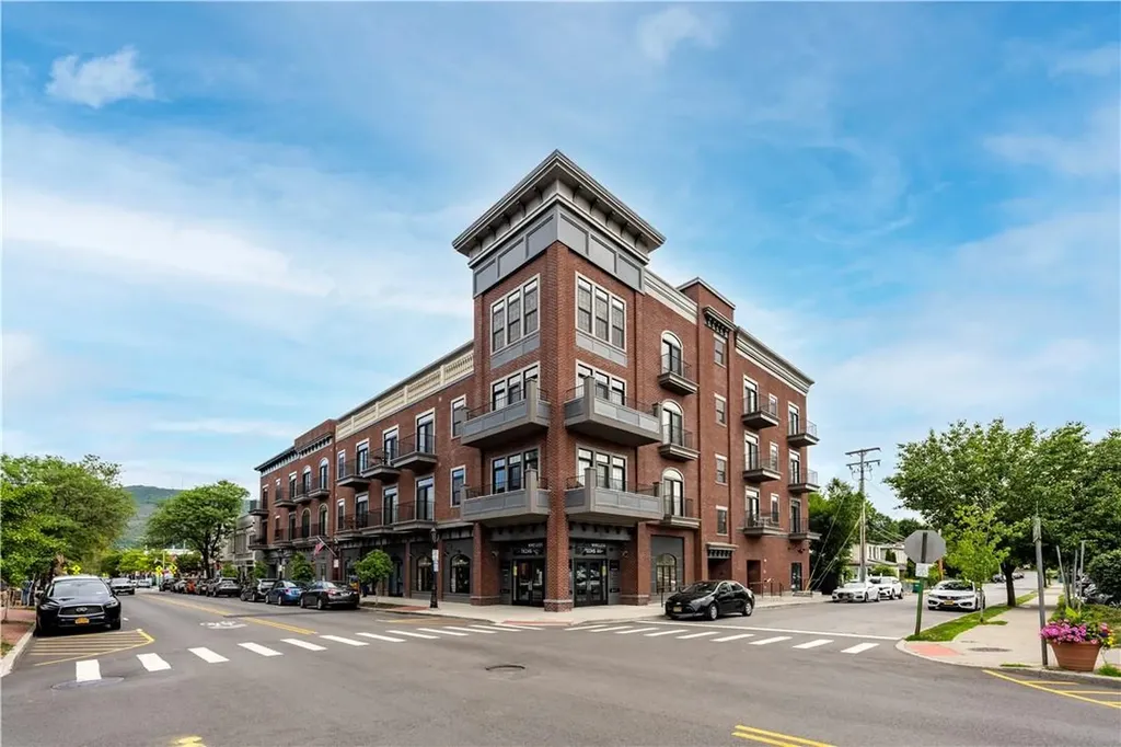 249 Main Street Beacon NY 12508