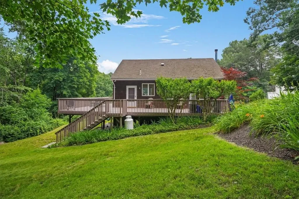 40 Brandeis Avenue Mohegan Lake NY 10547