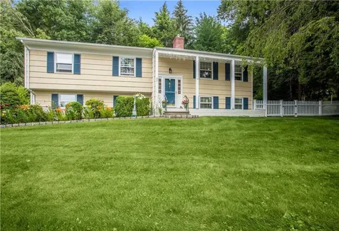 78 Nottingham Road Bedford Hills NY 10507