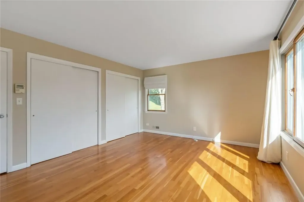 13 Dock Pathway New Rochelle NY 10801