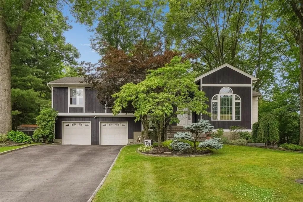 73 Keats Drive New Windsor NY 12553