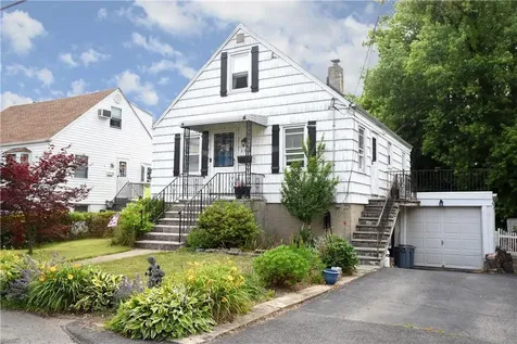 189 Bretton Road Yonkers NY 10710