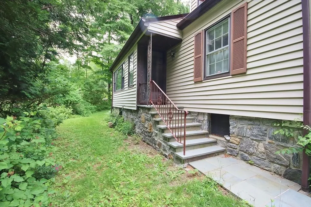 1 Crafts Road Carmel NY 10512
