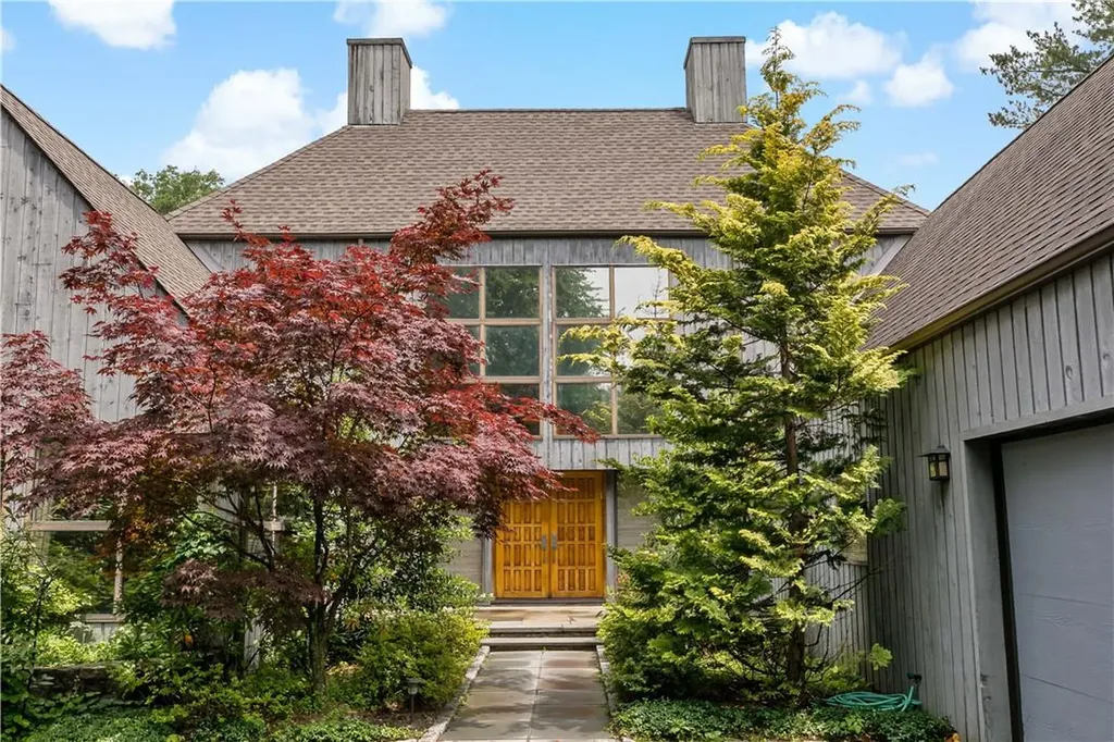25 Harrows Lane Purchase NY 10577