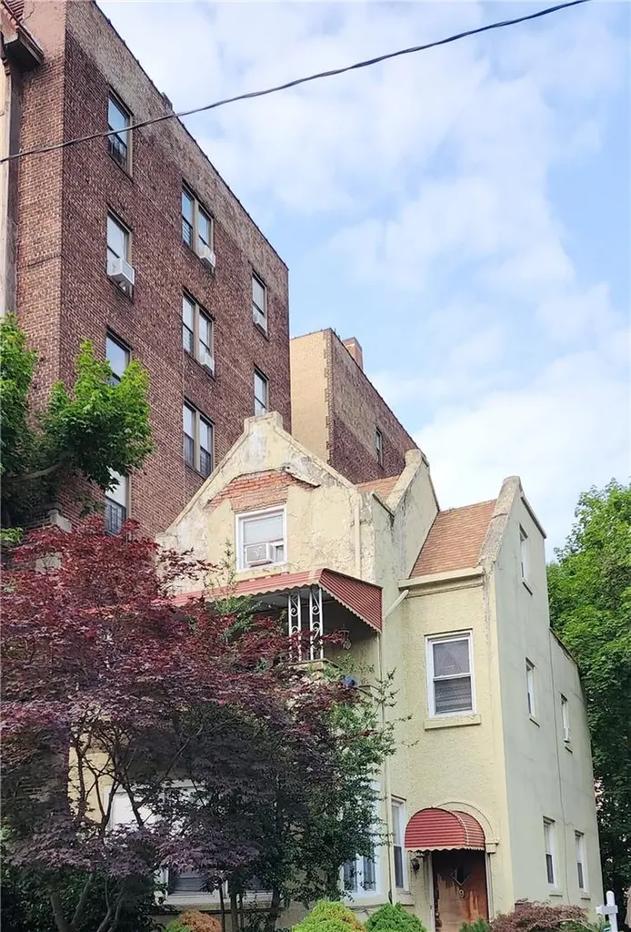 9 Odell Place New Rochelle NY 10801