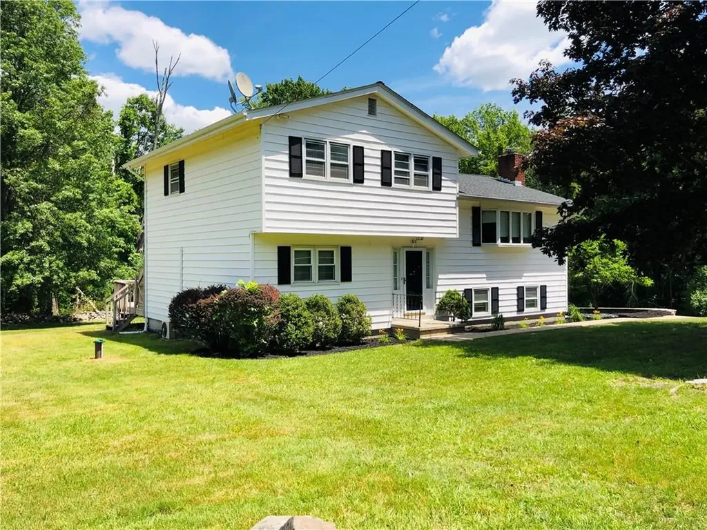 1328 Goshen Turnpike Middletown NY 10941