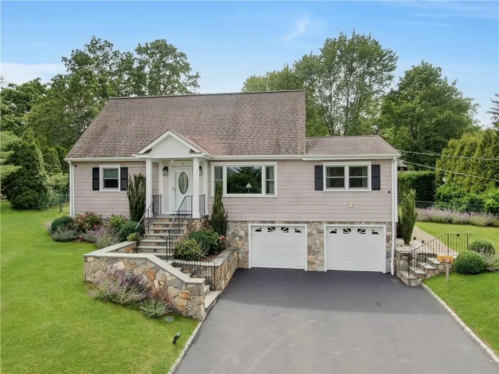 3 Berkley Lane Rye Brook NY 10573
