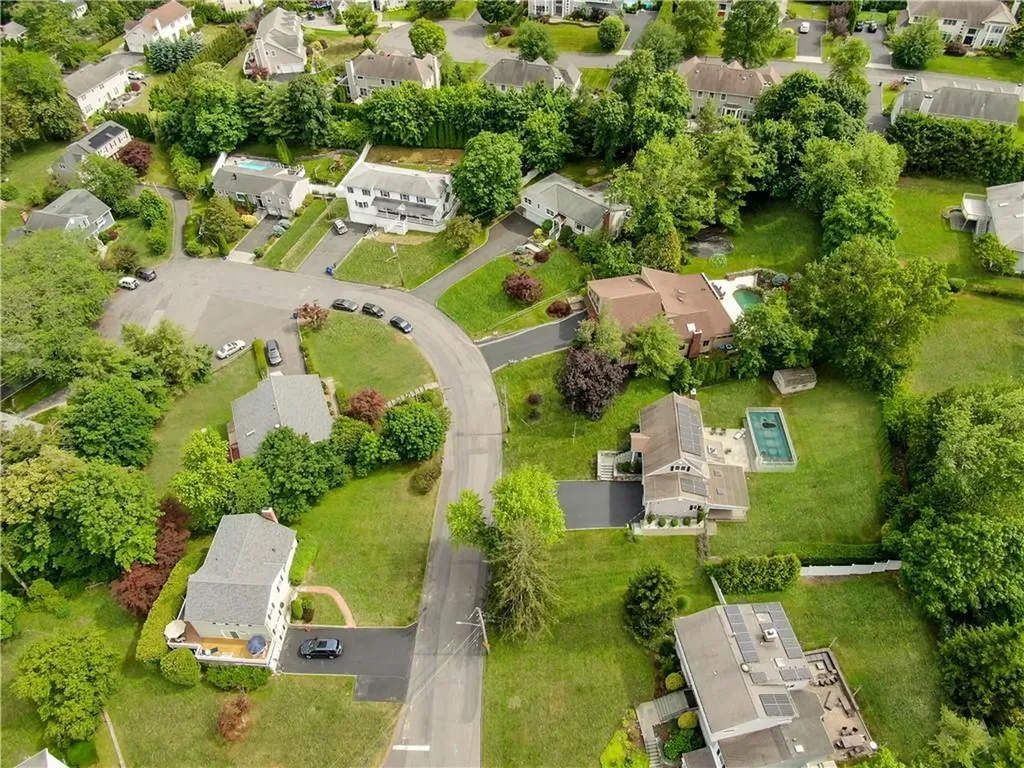 3 Berkley Lane Rye Brook NY 10573