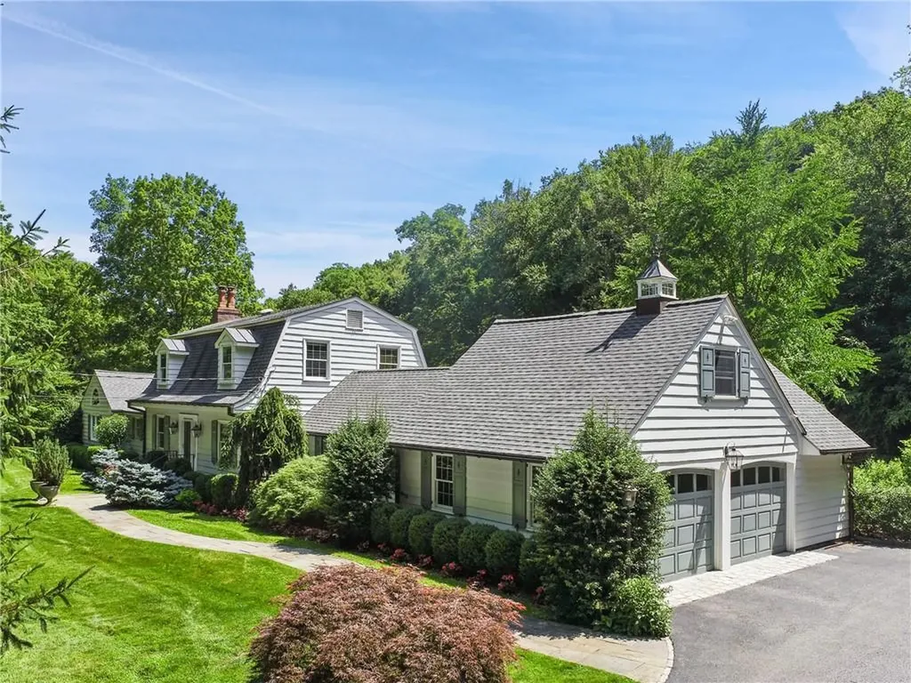 190 Green Lane Bedford Hills NY 10507