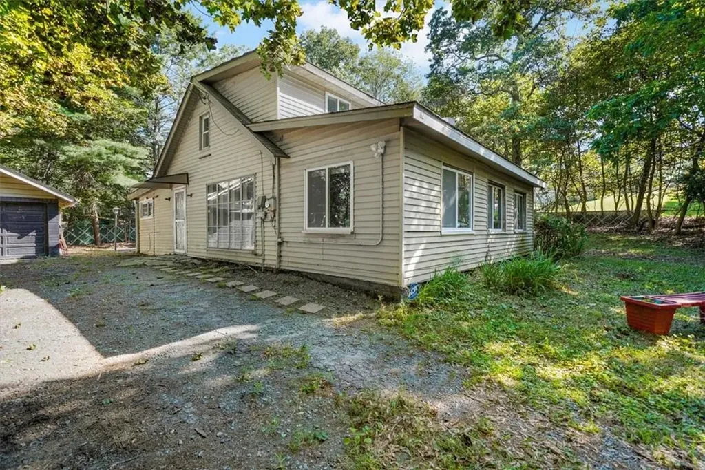 82 Trail One Wurtsboro NY 12790