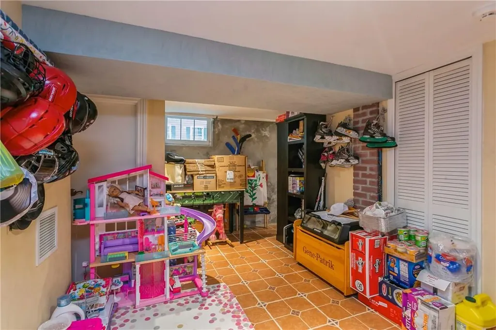 52 Orchard Ridge Road Chappaqua NY 10514