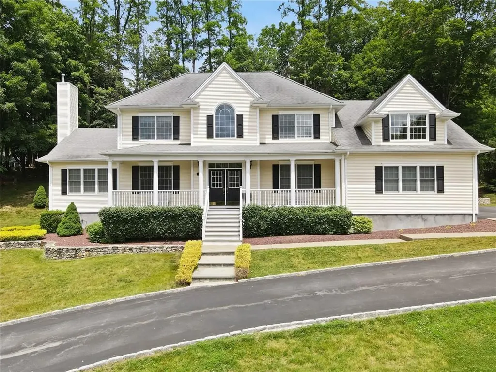 31 Arborview Carmel NY 10512