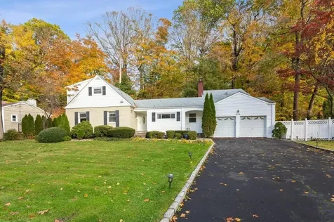 373 Pinebrook Boulevard New Rochelle NY 10804